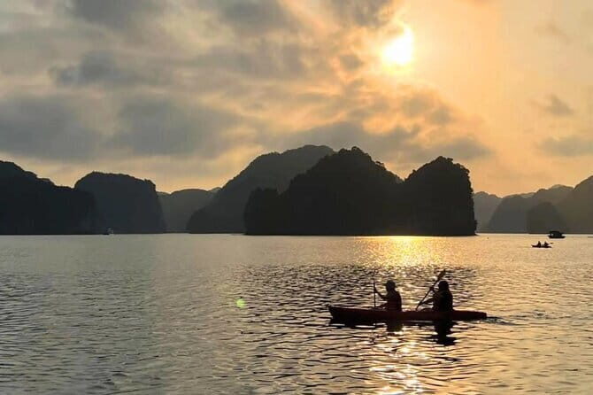 Sunset Tour in Lan Ha Bay | 4-star Daiichi Cruise - Weather matters: how to handle a sunset plan in Vietnam