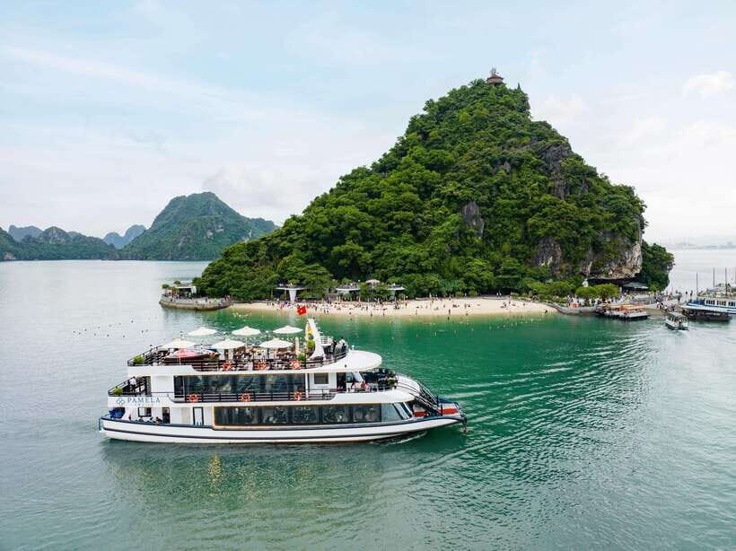 The BEST Ha Long Bay 5-Star Day Trip with Pamela Cruise - Lunch and onboard comfort: the value argument for 5-star day service