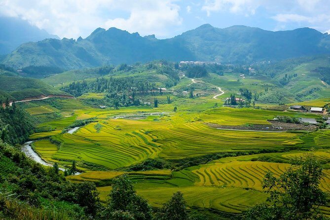 The best view and most authentic tour in Sapa (Non Touristy) - Should You Book This Sapa Paddle-and-Village Day?