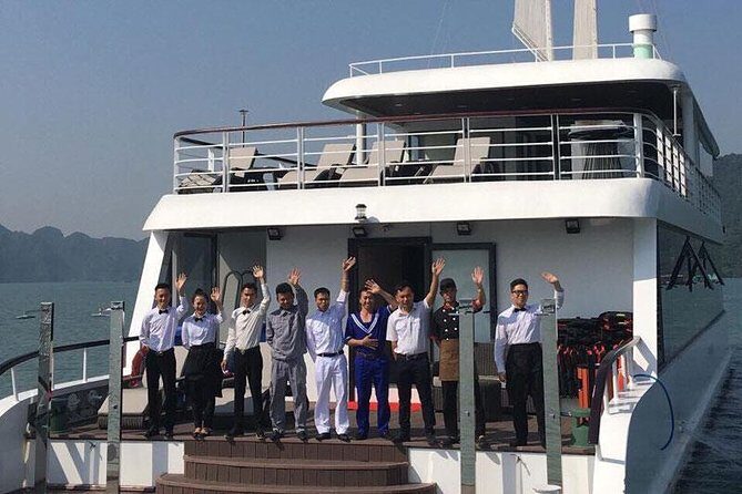 The Most Luxurious Ha Long Bay 1 Day Trip - Jadesails Cruise - Getting from Hanoi to Tuan Chau: the “luxury transport” payoff
