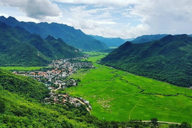 Three Traditional Villages Private Day Tour from Hanoi - What You Get for $135: Private Access Plus an Actual Meal