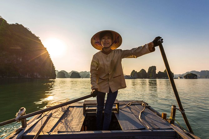 Top 1 Ha Long-Lan Ha Bay Luxury 5 Star Cruises & Balcony Cabin - Overnight Onboard: Cabins, Bathrooms, and Real Comfort