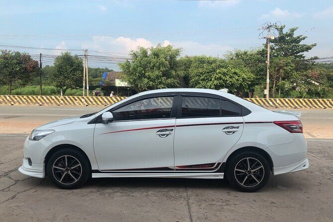 (TOP) Private car: Hanoi/Noi Bai Airport (HAN) from/to SaPa - Who should book this Hanoi–Sapa transfer?
