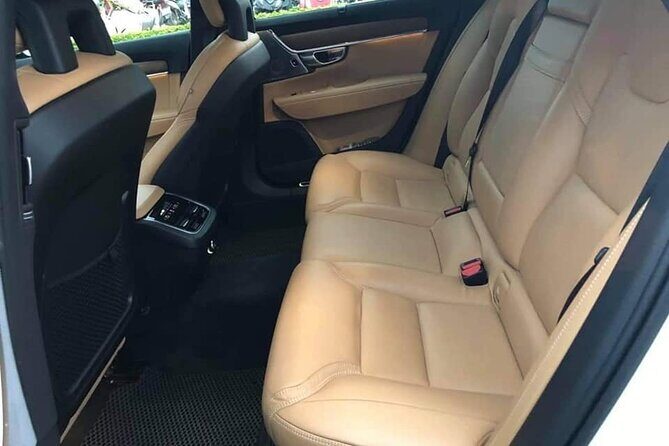 (TOP) Private car: Hanoi/Noi Bai Airport (HAN) from/to SaPa - Comfort details that affect real life: luggage and packing limits