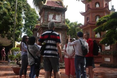 Top thing to do in Hanoi - Hanoi city tour with water puppet show - Tran Quoc Pagoda: start with Hanoi’s oldest pagoda