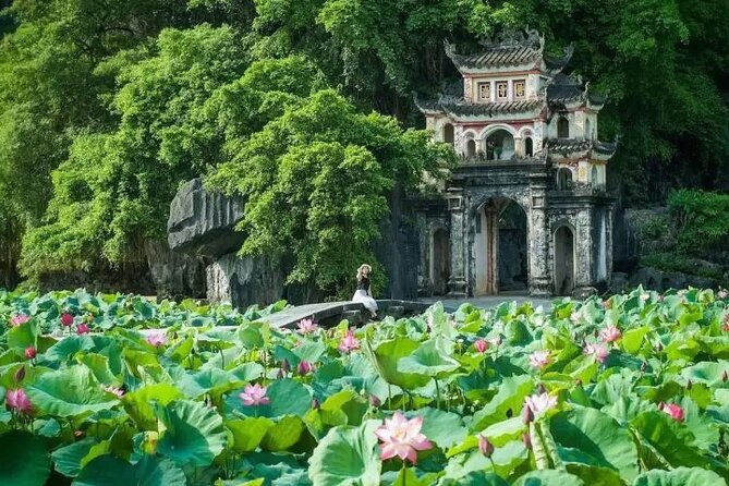 Trang An and Bich Dong Luxury Small Group Tour with Cycling - Getting to Ninh Binh in Comfort From Hanoi