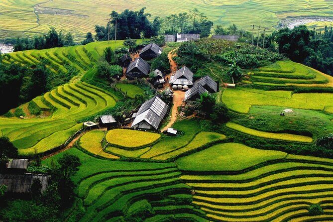 Trek Adventure in Ta Van Village, Lao Chai - From your hotel to Y Linh Ho: the 3-hour walking start