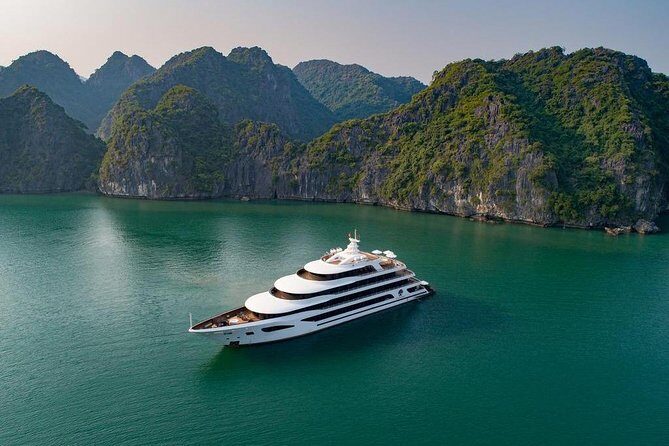 Ultra luxury style-3D/2N amazing activities Halong-Lan Ha- Cat Ba - Day 2: Cat Ba Island activities, beaches, and Viet Hai Village on bikes