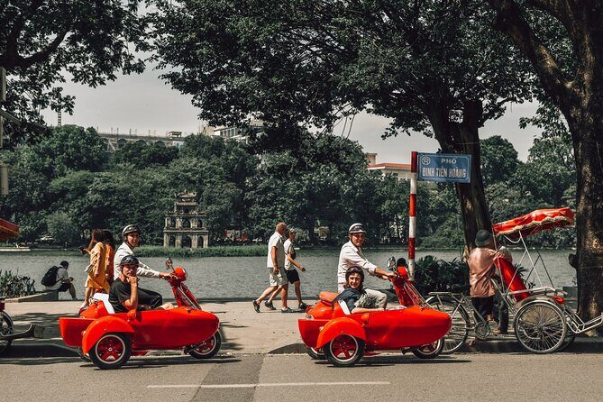 Vespa Sidecar Sightseeing and Cuisine Tour in Hanoi - Why A Hanoi Vespa Sidecar Tour Gets You Off the Main Roads