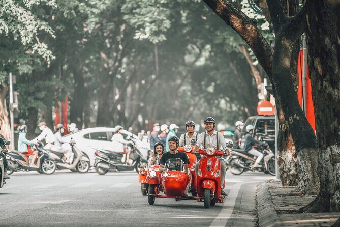 Vespa Sidecar Sightseeing Tour in Hanoi - Duờng Tau and Train Street: A Street-Scene Stop With Real Local Context