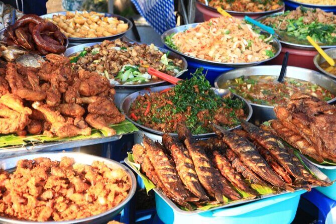 Vietnam Cambodia Thailand and Singapore 23 Day Package - Halong Bay: cruise days with tai chi and real sea air
