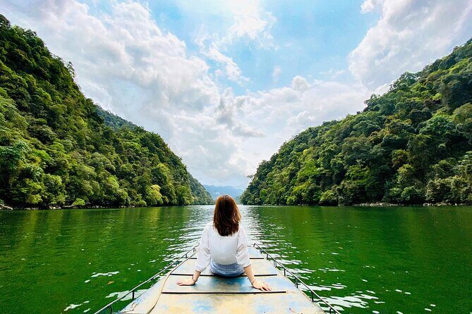 Vietnam’s largest natural freshwater lake - Ba Be Lake Adventure - The ride itself: 16-seat A/C minivan and what to expect