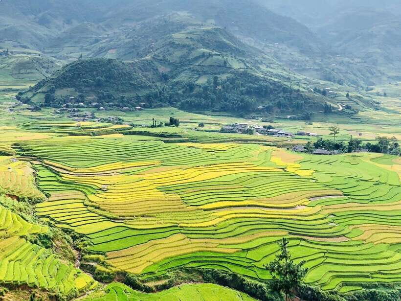 Visit all place in Sa Pa with easy riders - Muong Hoa valley villages: Cat Cat, Y Linh Ho, Lao Chai, Ta Van