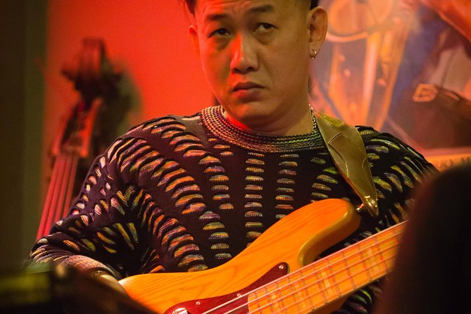 Walking Street Food Tour and Hidden Music - Stop Two: Hanoia Ma May Beer Craft on the Street (30 minutes)