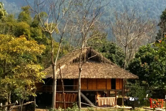 ZinDin Tours in Hagiang - Lung Khuy Cave: a change of pace in the loop